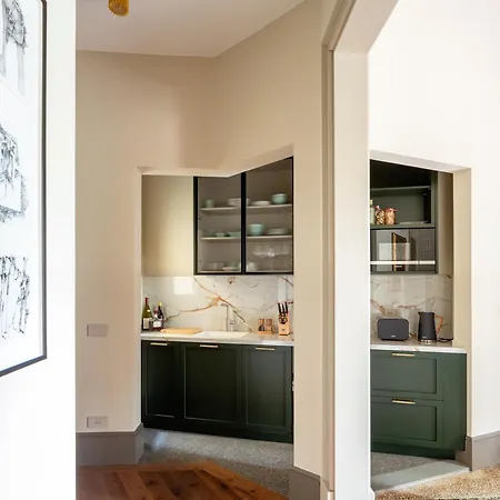 Time Tomorrow In Aparthotel