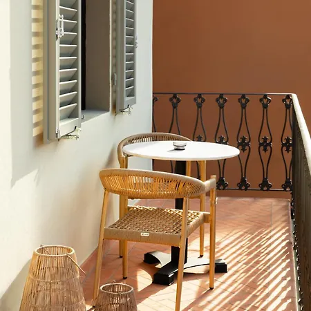 Time Tomorrow In Aparthotel Florencie