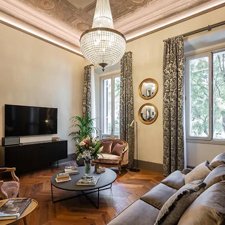 Time Tomorrow In 4* Florencie