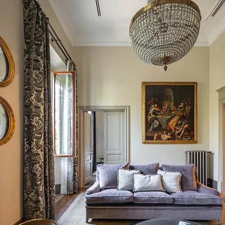 Time Tomorrow In 4* Florencie