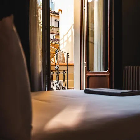 Time Tomorrow In Aparthotel Florencie