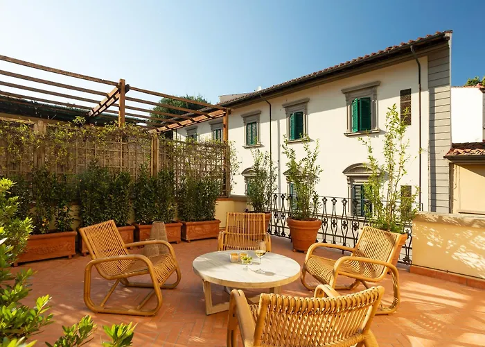 Time Tomorrow In מלון דירות פירנצה